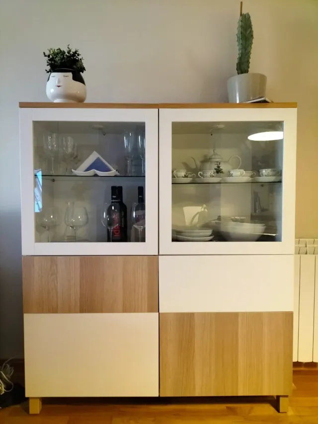 Mueble Vitrina Besta Ikea Madera y Cristal
