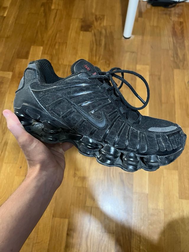 Nike Shox Hombre Negro/Gris