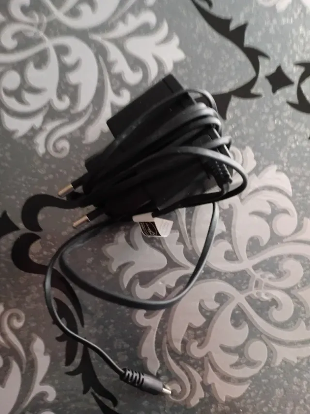 Lote de Carregadores e Fones de Ouvido Apple/Nokia