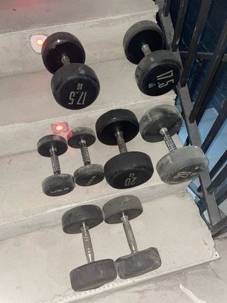 Pack de 16 Mancuernas Acero/Caucho Pure Fitness