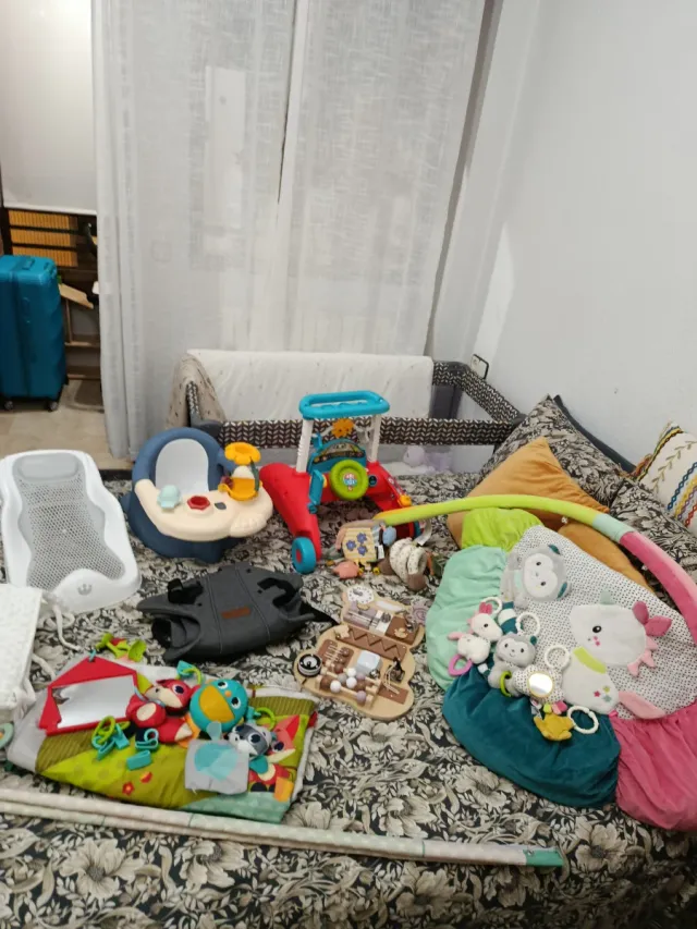 Lote Ropa Bebé 0-12 Meses + Accesorios