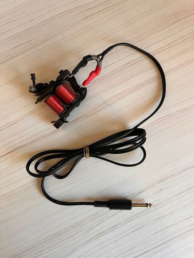 Máquina Tatuar y Clip Cord Lauro Paolini