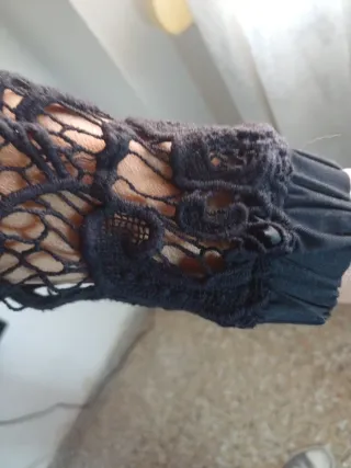 Chaqueta encaje negra