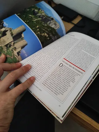 DECOUVRIR LE PAYS CATHARE (ESP.)