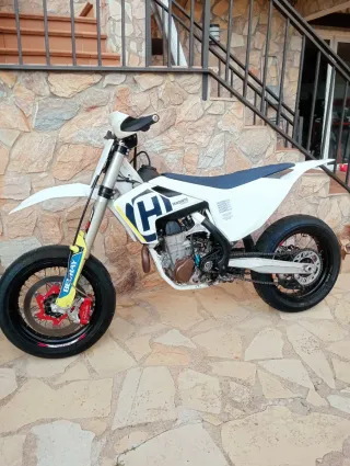 Husqvarna 450 SM Supermotard