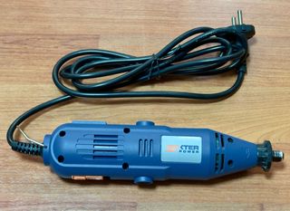 Mini herramienta Dexter DM 130B1