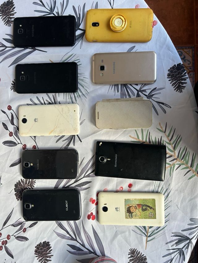 Lote móviles no funcionales