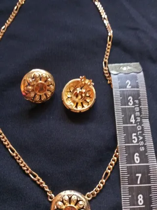 Conjunto antiguo collar y pendientes flor