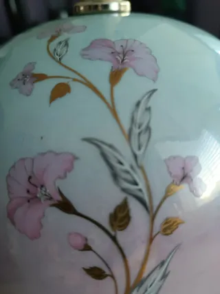 Lampada da tavolo vintage floreale