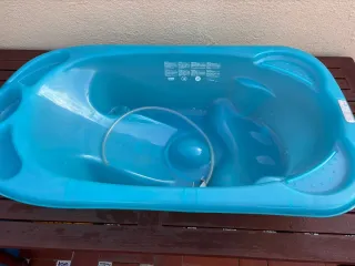 Bañera bebé azul con soporte