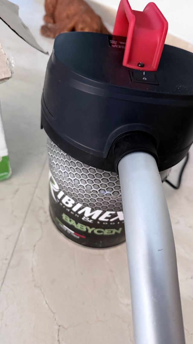 Aspirador cenizas metal/plástico