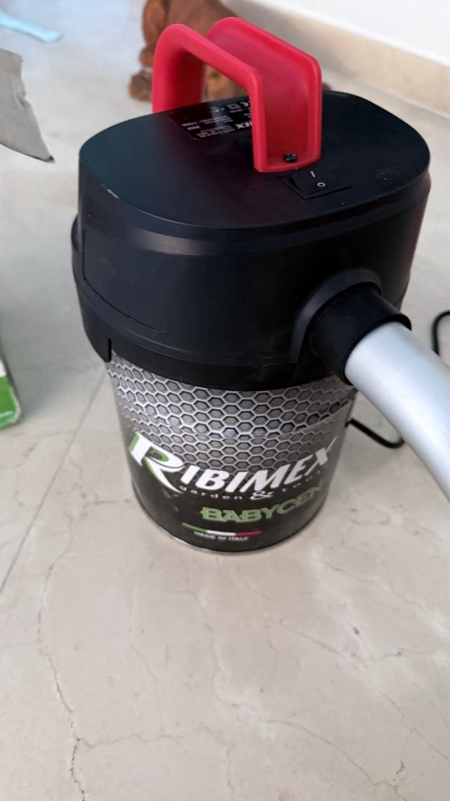 Aspirador cenizas metal/plástico