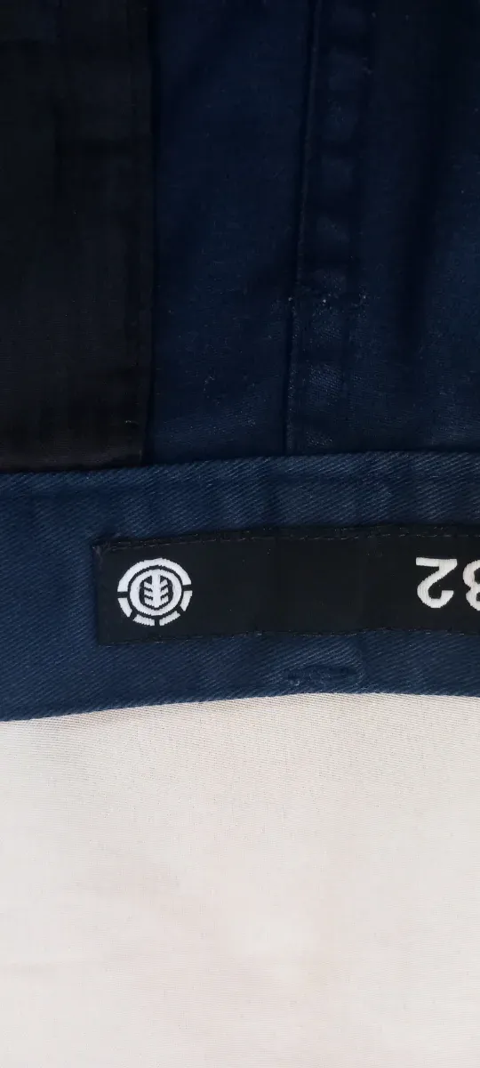 Pantalón Corto Azul Marino Element Talla 32