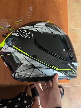 Chaqueta Dainese y Casco Moto scorpio