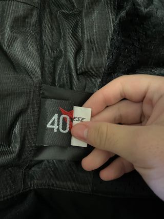 Chaqueta Dainese y Casco Moto scorpio