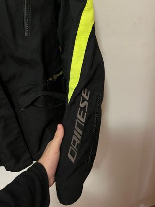 Chaqueta Dainese y Casco Moto scorpio