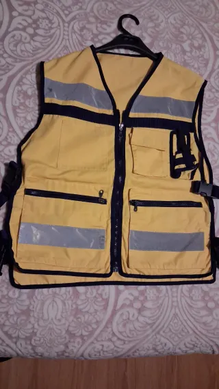 Chaleco de trabajo amarillo reflectante