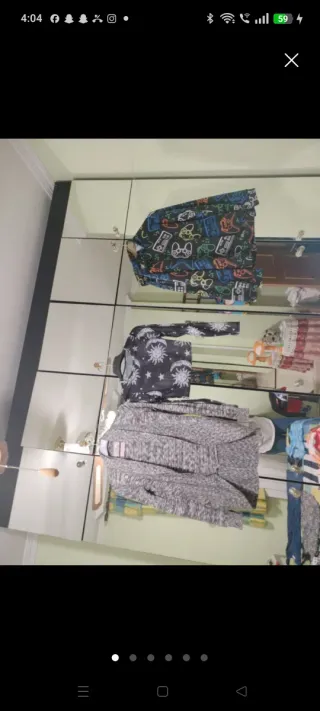 Ropa Talla XS Verde y Multicolor