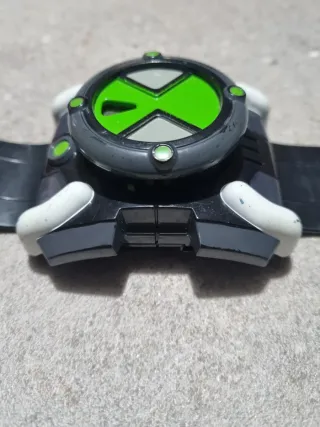 Ben 10 Omnitrix FX Bandai 2006