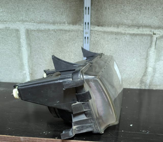 Fanale anteriore BMW E36