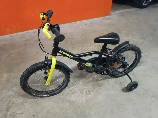 Bicicleta 16 con ruedines