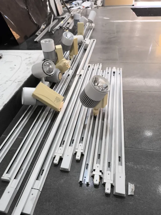 Rieles para Iluminación