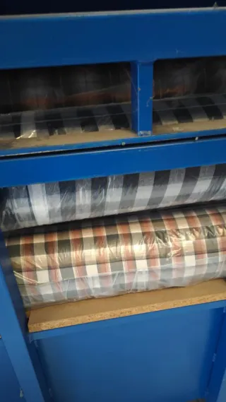 Lote 56.000 kg Tejidos para camisería y vestidos