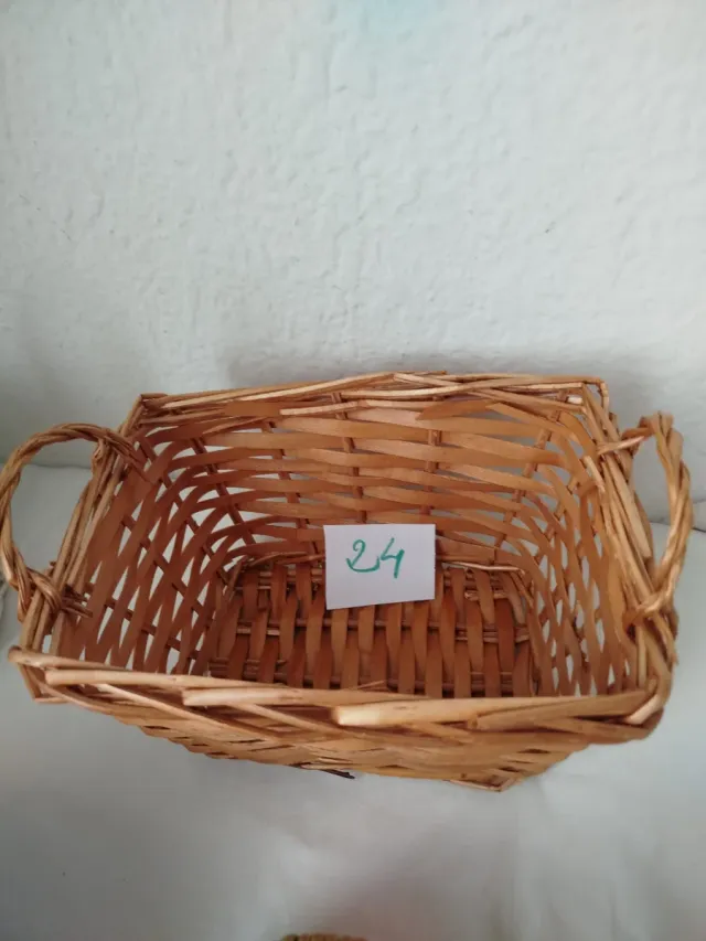Cestas y bandejas mimbre varios modelos