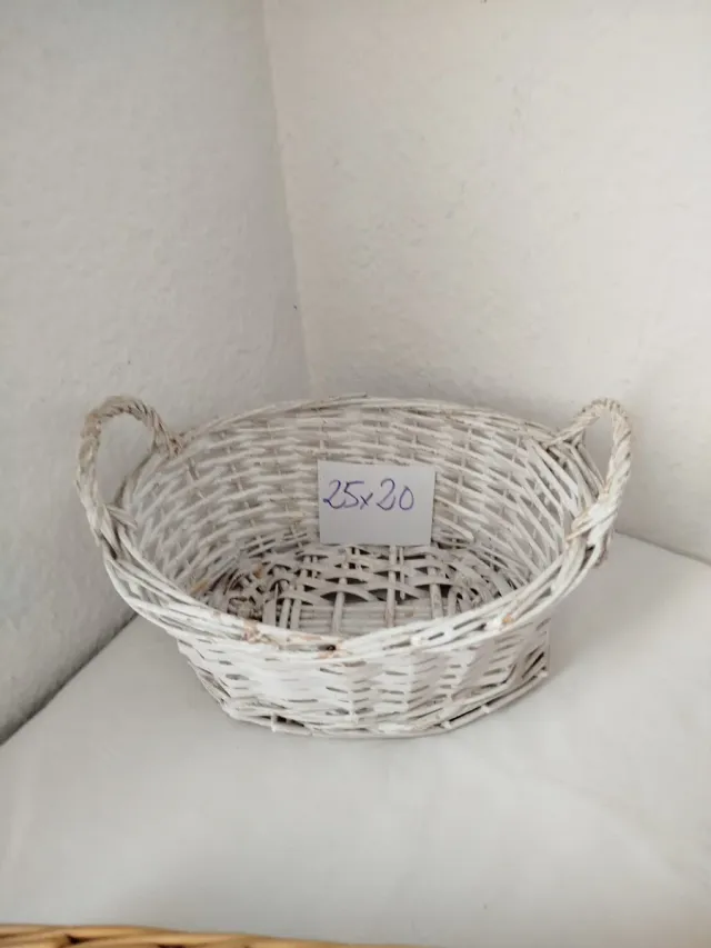 Cestas y bandejas mimbre varios modelos
