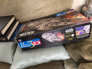 Puzzle 3D Star Wars Millennium Falcon MB