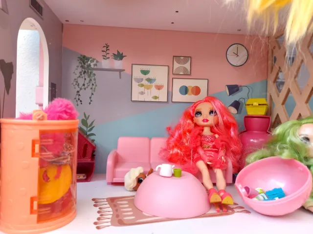 Casa de muñecas de madera grande