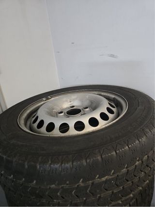 Llantas y neumáticos VW Transporter originales