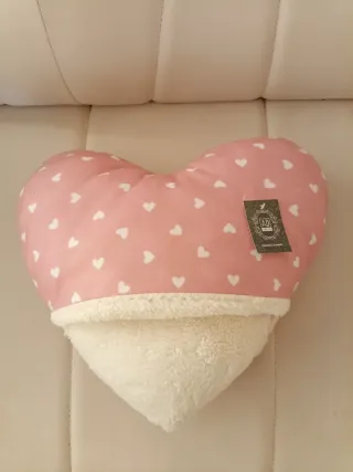Cuscino scaldapiedi a forma di cuore