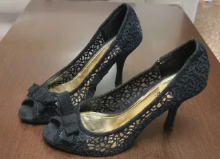 Zapatos de tacón negros B.O.S. Talla 40