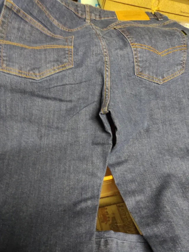 Pantalón vaquero elástico hombre