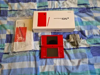 Nintendo DS Rossa con scatola originale
