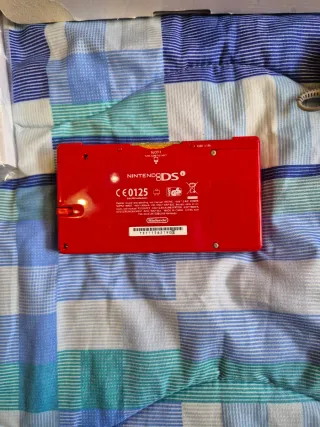 Nintendo DS Rossa con scatola originale
