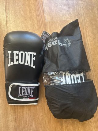 Guantes de boxeo Leone negros