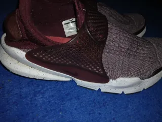 Nike Sock Dart SE Premium Morado