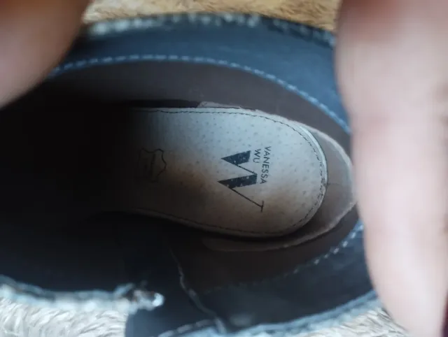 Botines grises estampado serpiente