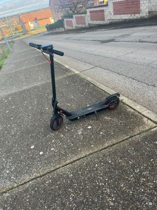 Patinete eléctrico en buen estado