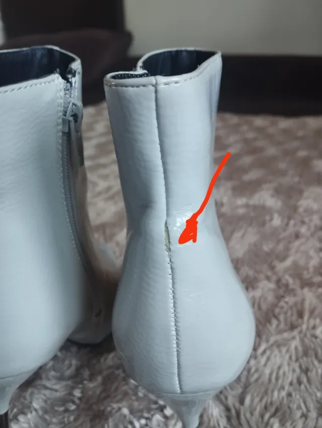 Botines grises claros