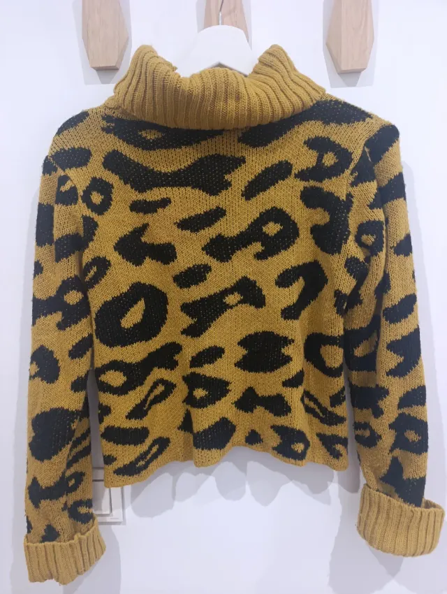 Jersey cuello alto estampado animal