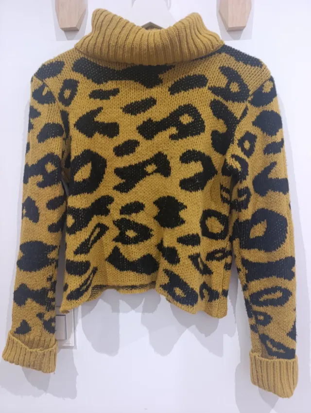 Jersey cuello alto estampado animal