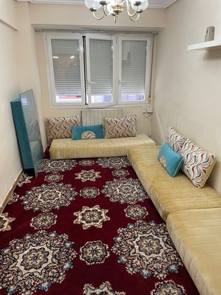 Sestao. Se vende piso con ascensor e inquilinos..