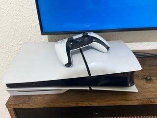 Consola PS5 + Juegos + TV Samsung 55