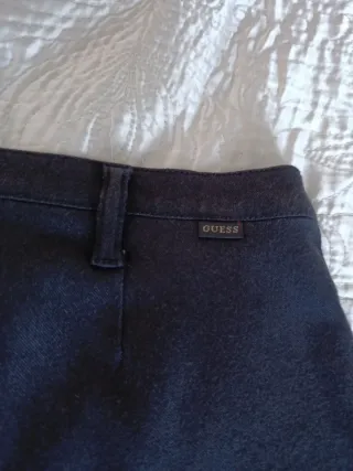 Pantalón de vestir negro Guess
