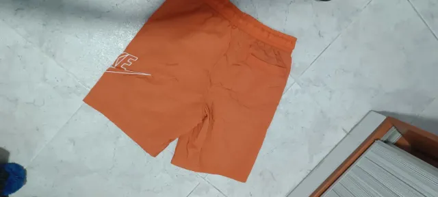 Pantalón corto Nike naranja Talla S