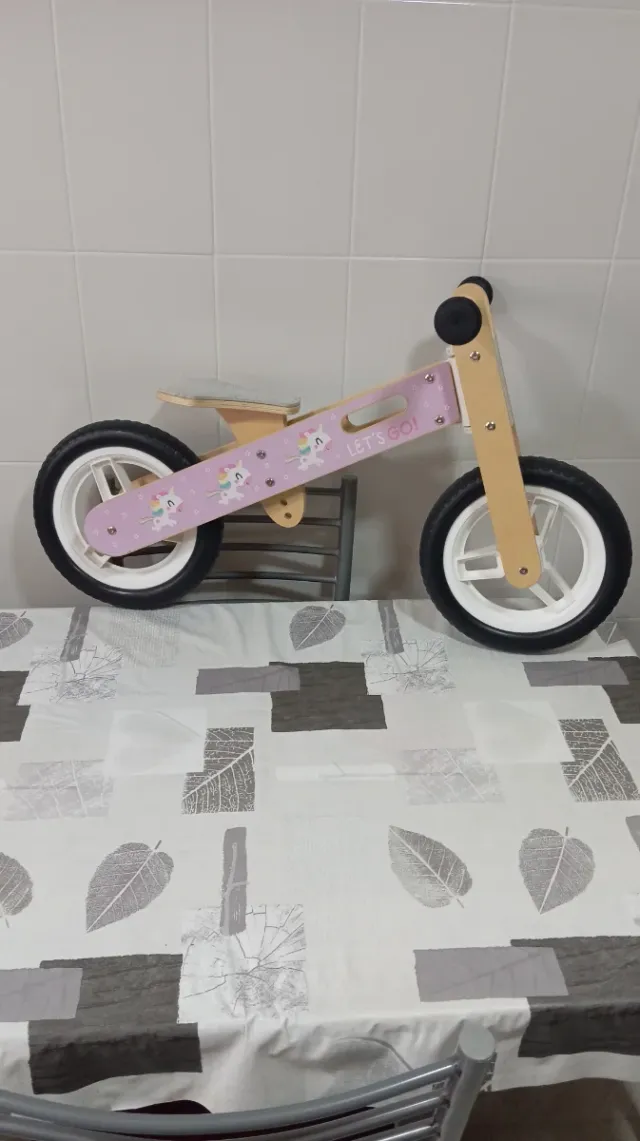 Bicicletta di equilibrio in legno unicorni