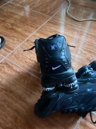 Zapatillas Nike Supreme Negras